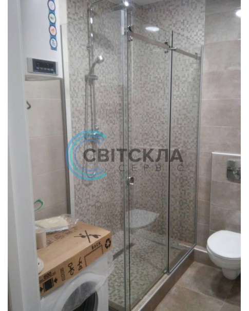 Розсувна скляна кабіна