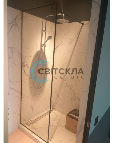 Стеклянная перегородка