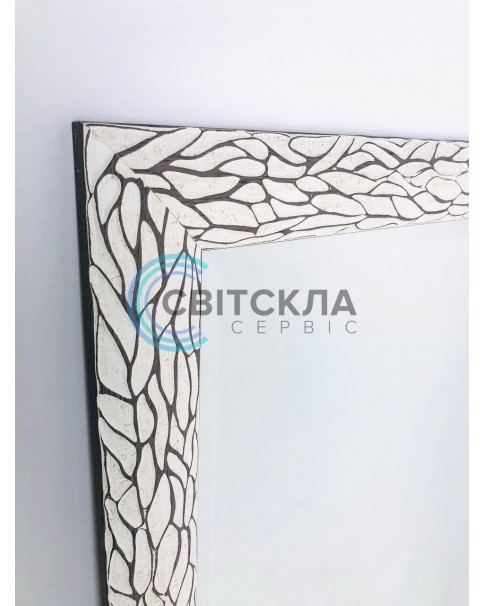 Дзеркало в рамі 4209