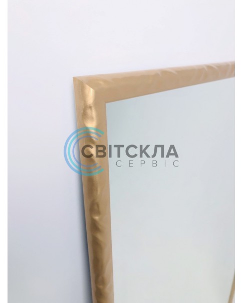 Дзеркало в рамі Р5295