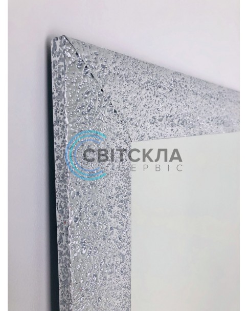 Дзеркало в рамі 4327