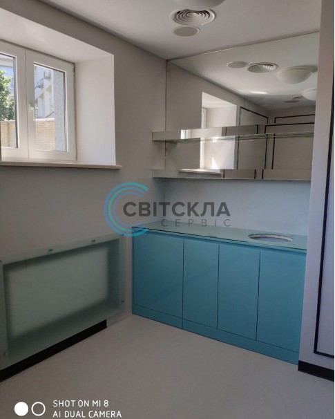 Облицювання стін дзеркалами
