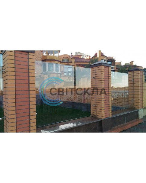 Стеклянный забор