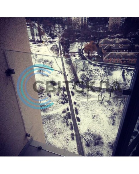 Огородження із загартованого скла