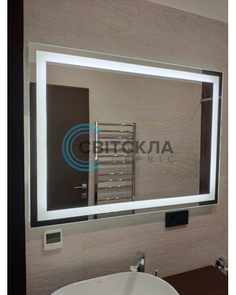 Дзеркало з LED підсвіткою
